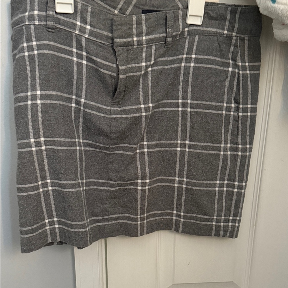 Tommy Hilfiger Gray and White Plaid Skirt